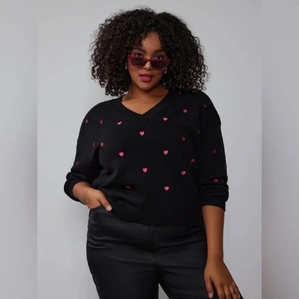New York & Co. | Plus Long Sleeve Heart Embroidered Pullover